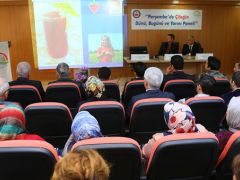 Validen ‘çilek üretin’ çağrısı