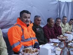 Bakan Pakdemirli’den bin 860 rakımda iftar